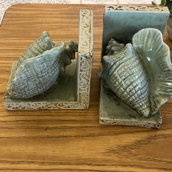 Garden Ridge Other - Seashell decor vintage Garden Ridge